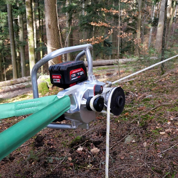 Forstreich SP1000 M18 batterivinsj med fjernstyring